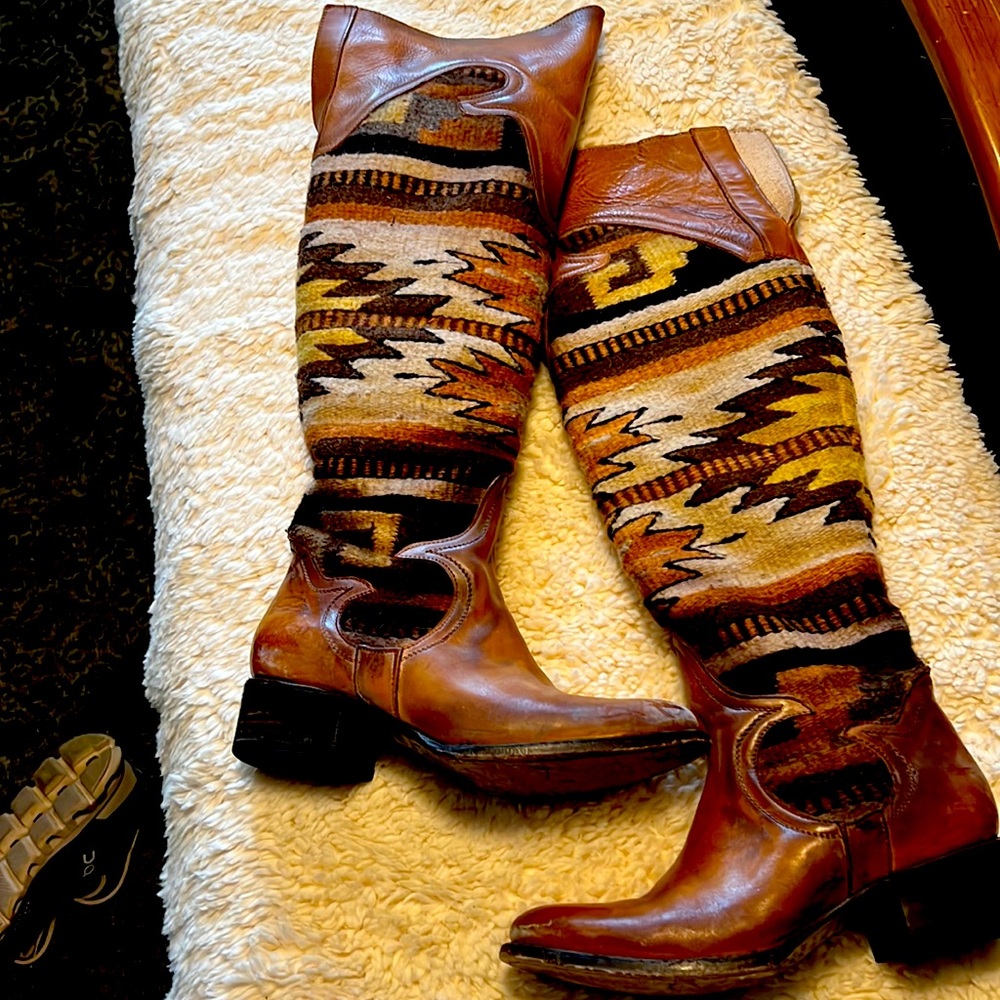 Freebird Aztec blanket boots